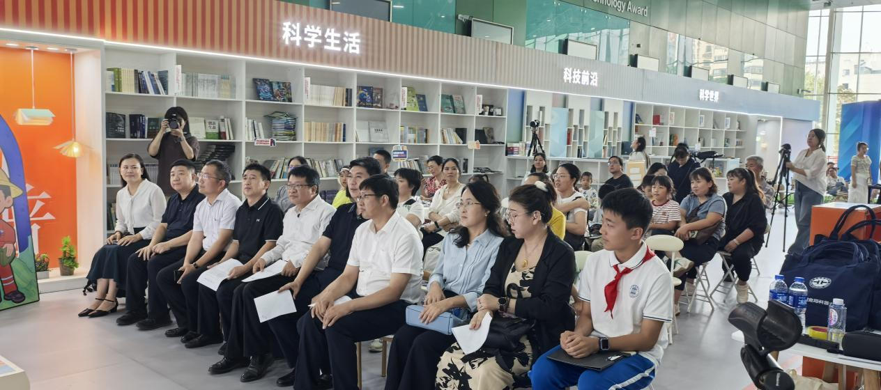 1758615027857841.png blob.png